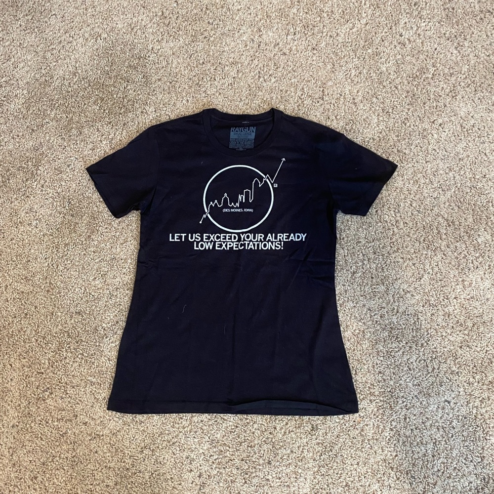 Des Moines ray gun shirt